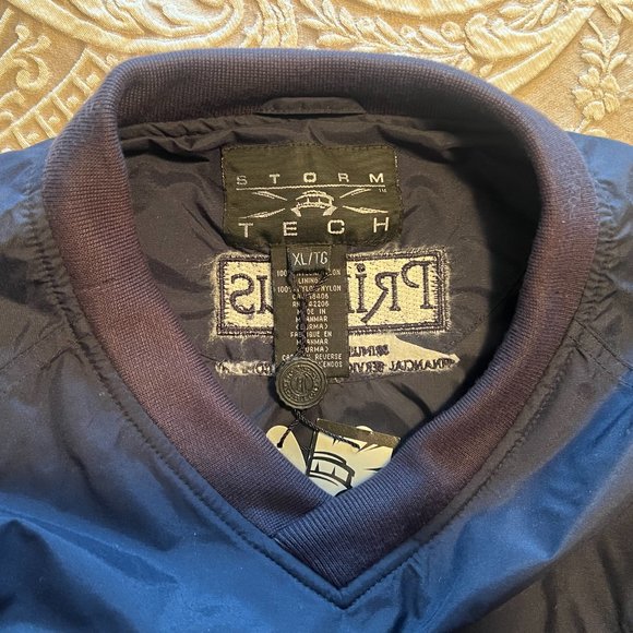 Stormtech Weatherproof Pull-Over! Great for Golfers! - Picture 5 of 10